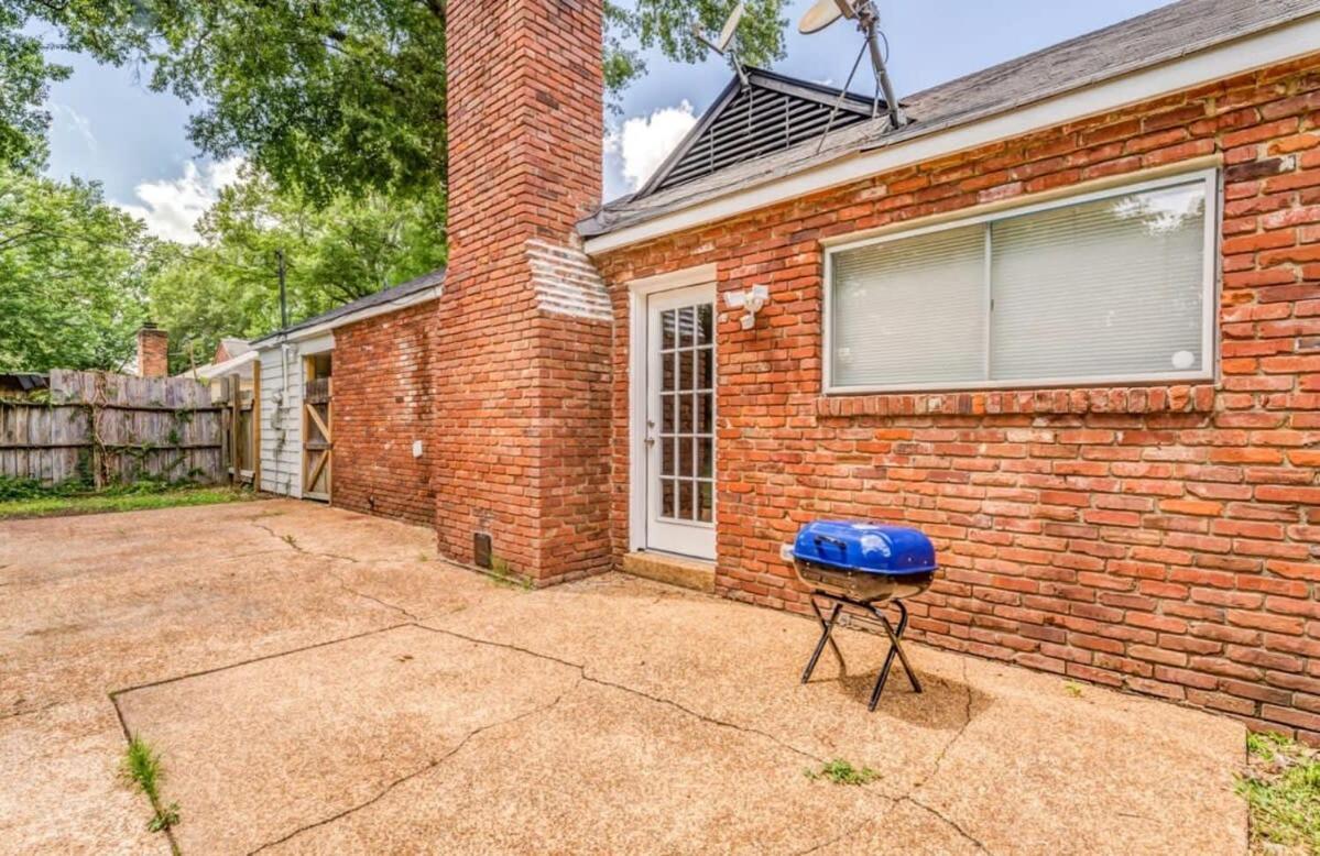 Fenced Yard Centrally Located-Parkway Village Pad Memphis Exterior photo