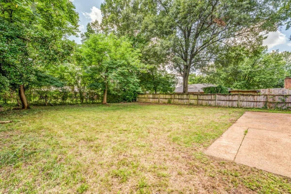 Fenced Yard Centrally Located-Parkway Village Pad Memphis Exterior photo